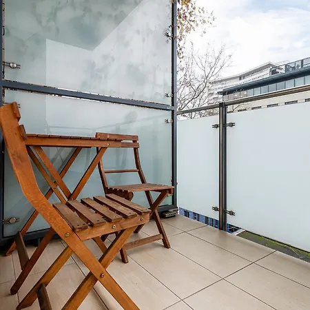 Rentplanet - Przy Moscie Lazienkowskim Apartamento