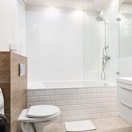 Rentplanet - Przy Moscie Lazienkowskim Warsaw