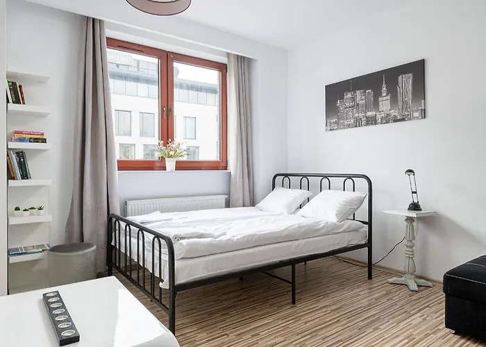 Rentplanet - Przy Moscie Lazienkowskim Apartment Warsaw